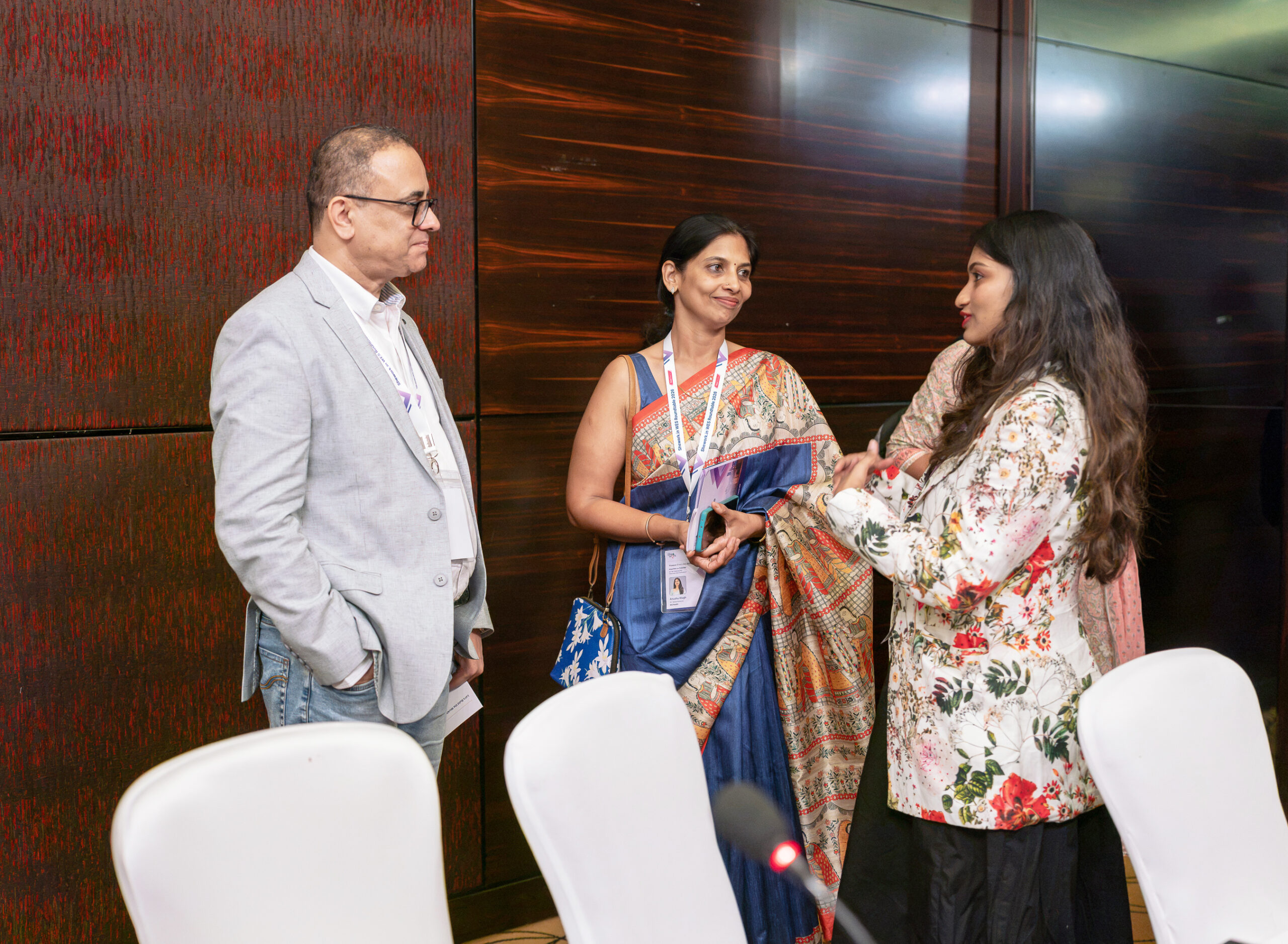 ROUNDTABLE-5 1
